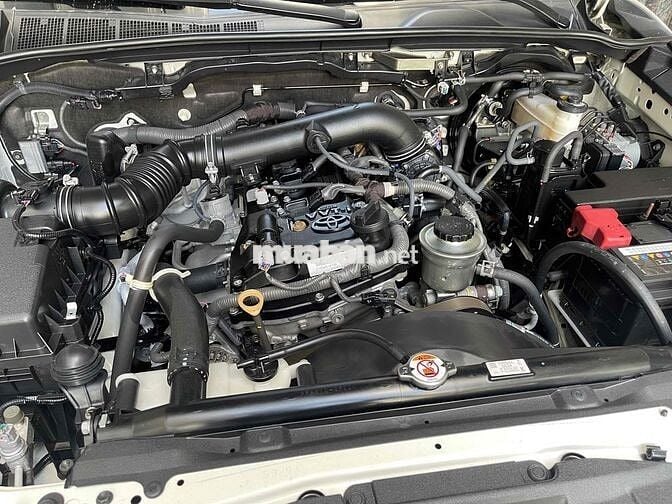 Toyota Fortuner 2018 2.7V 4x2 - 81000 km