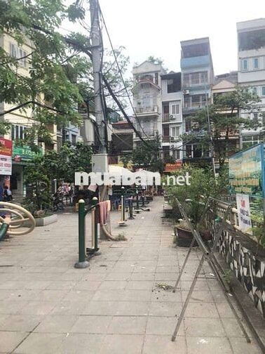 Đất tặng nhà trung tâm Cầu Giấy cafe, VP