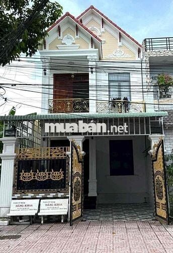 Nhà vị trí siêu đẹp ngay bùng binh KDC P8 Cách chợ 200 gần trường học