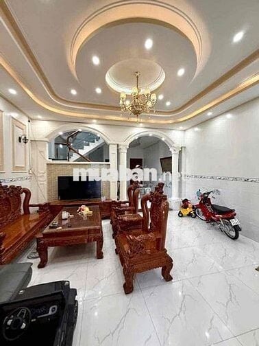 Nhà vị trí siêu đẹp ngay bùng binh KDC P8 Cách chợ 200 gần trường học