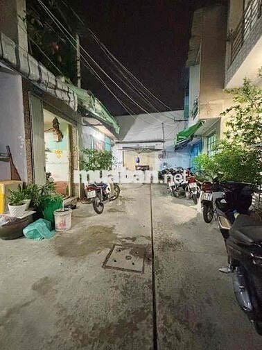 NHÀ ĐƯỜNG BÌNH TRỊ ĐÔNG RA KHU TÊN LỬA..3 TẦNG LẦU GIÁ 3450 TỶ