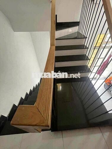 MUA 1 ĐƯỢC 2-NHÀ KIỆT NGUYỄN NHƯ HẠNH-HOÀ MINH