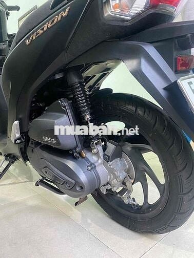 cần bán xe nhà dùng còn mới, ít sử dụng