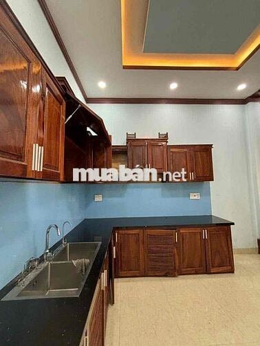 Nhà Hẻm ô tô phạm ngũ lão cho thuê