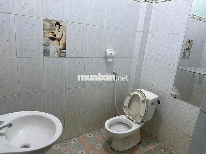 Căn Nhà thuê đầu đường Y Wang gần ĐH Tây Nguyên