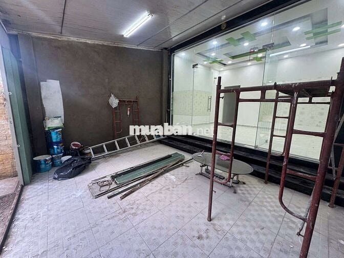 NHÀ FULL NỘI THẤT NGAY CHỢ BÌNH TRIỆU, GẦN ĐH LUẬT 80M2 Ở GĐ, NHÓM BẠN