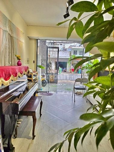 Cho thuê phòng tập rộng rãi & mới đẹp ngay trung tâm Quận 7