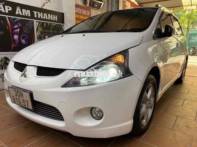 Mitsubishi Grandis 2006 2.4 AT - 1568 km