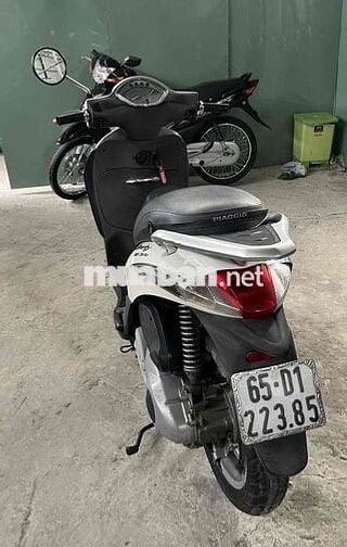 Piago Liperty 125/Fi/3v/ Ngay Chủ 65