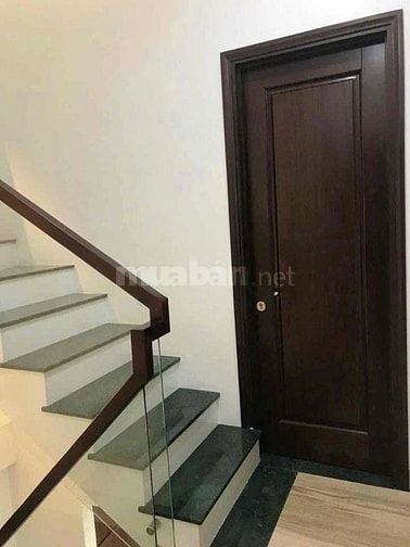 Nhà đẹp full nội thất cao cấp Nguyễn Đình Chiểu, Q3