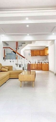 CĂN GÓC 2 TẦNG / HẺM BA GÁC - GẦN MẶT TIỀN HUỲNH TẤN PHÁT.