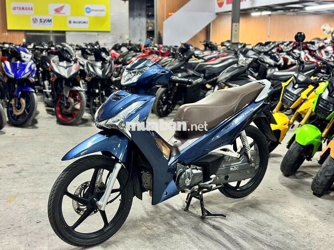XE MÁYTHANHTÙNG_FUTURE 125FI XANH ĐÁ VÀNH ĐÚC 2022