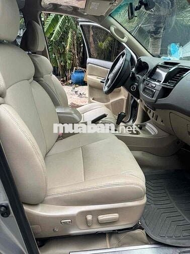 Toyota Fortuner 2012 2.7V 4x2 AT - 110000 km