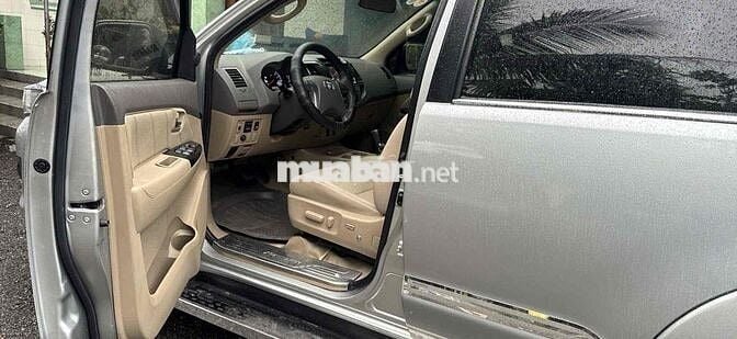 Toyota Fortuner 2012 2.7V 4x2 AT - 110000 km