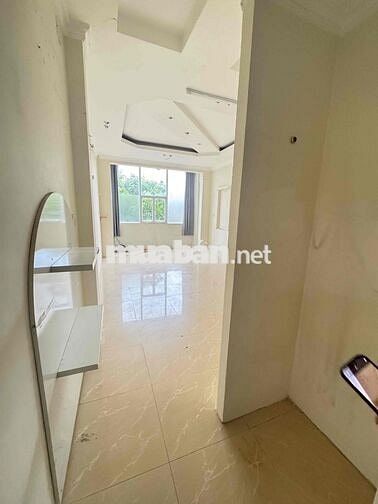 nguyên căn mặt tiền đối diện công viên cao lỗ Q8
