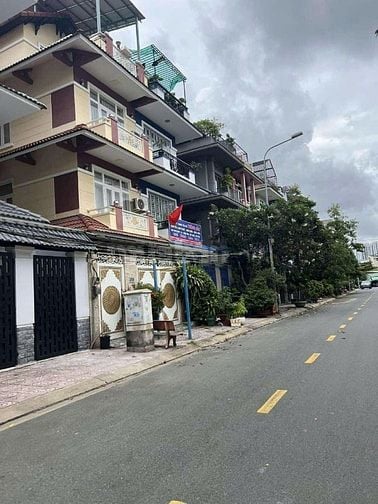 Chính chủ Bán biệt thự KDC Him Lam, đường 328 Cao Lỗ.Đối diện PARCMALL