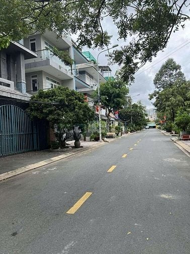 Chính chủ Bán biệt thự KDC Him Lam, đường 328 Cao Lỗ.Đối diện PARCMALL