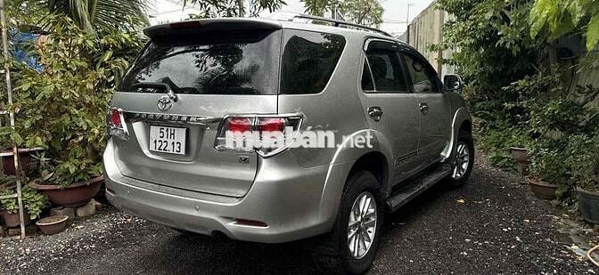 Toyota Fortuner 2012 2.7V 4x2 AT - 110000 km