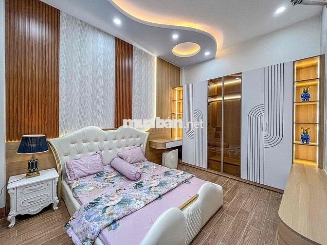 NHÀ 3 TẦNG MỚI XÂY TRỤC CHÍNH HẺM ÔTÔ, VỊ TRÍ KINH DOANH. GẦN ĐHYD