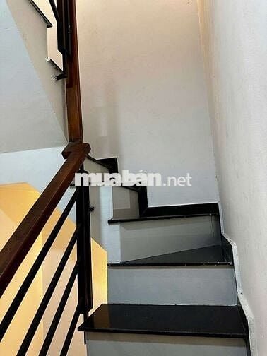 Bán nhà sổ hồng chung đất thổ cư 100% giấy phép xây dựng chuẩn