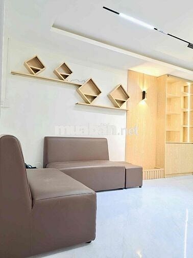Nhà bán ngay Bờ Bao Tân Thắng -DT4,5x11- đúc 2 tầng - chỉ 2,1 tỷ
