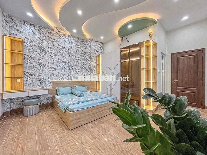 NHÀ 3 TẦNG MỚI XÂY TRỤC CHÍNH HẺM ÔTÔ, VỊ TRÍ KINH DOANH. GẦN ĐHYD