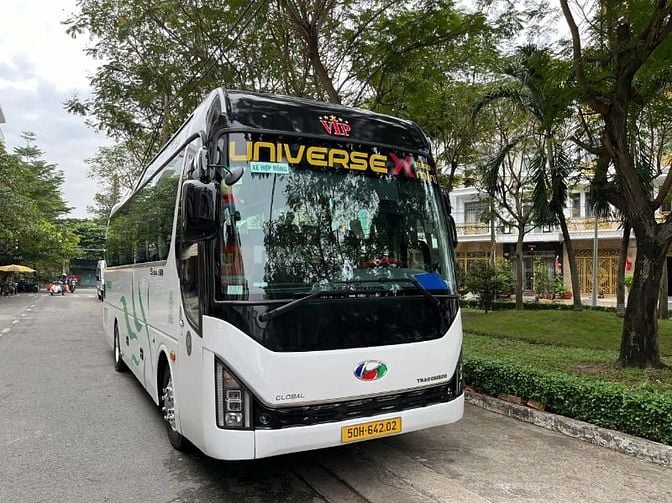 Phi Dung chuyên cho thuê xe  Limousine cao cấp đời mới 
