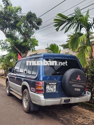 Pajero  7 chỗ máy 3.0 v6