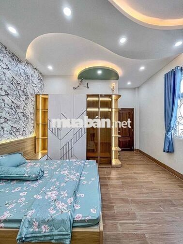 NHÀ 3 TẦNG MỚI XÂY TRỤC CHÍNH HẺM ÔTÔ, VỊ TRÍ KINH DOANH. GẦN ĐHYD
