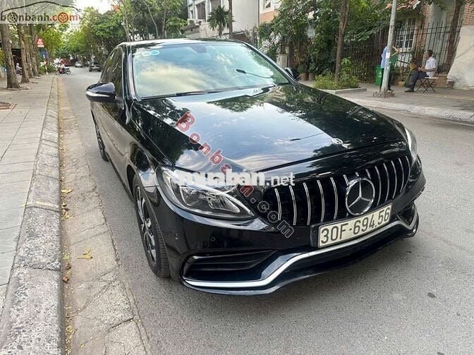 MERCEDES BENZ C200 2015 MÀU ĐEN