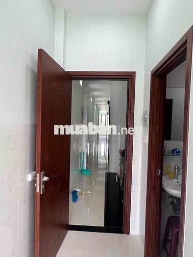 Phòng Cho Thuê Quận Tân Bình (nhà mặt tiền, mới 100%)