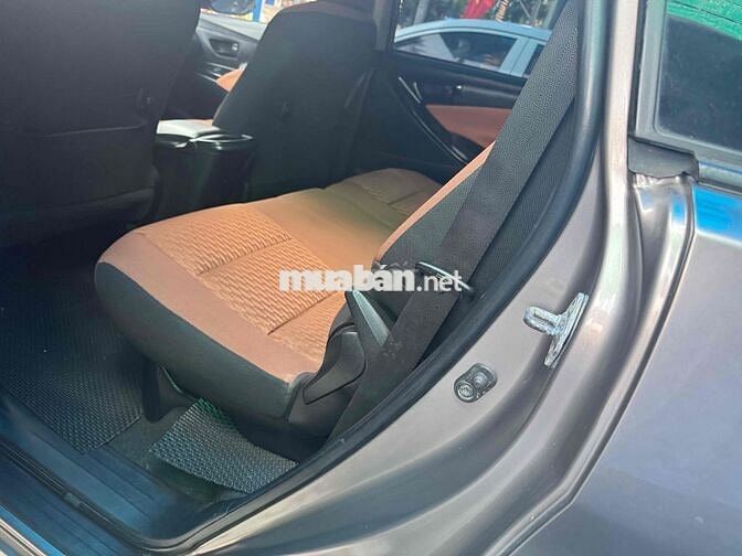 Toyota Innova 2019 2.0E - 87000 km