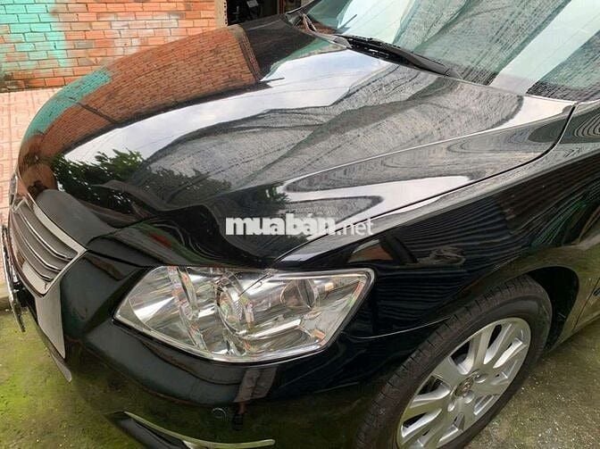 cân ban toyota camry 3.5Qđoi mau đen
