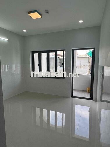 Phòng Cho Thuê Quận Tân Bình (nhà mặt tiền, mới 100%)
