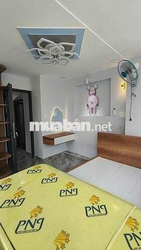 cần bán gấp căn nhà giá (1tỷ2) kế vong xoay an lạc