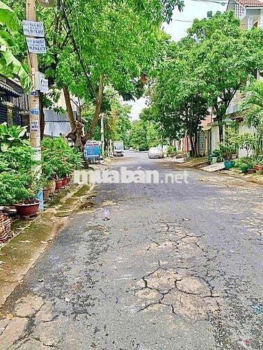 BÁN ĐẤT DA KHU DC HIM LAM, ĐS 18, SỔ ĐẸP, 105m2, VEN SÔNG SG, 11,8 Tỷ