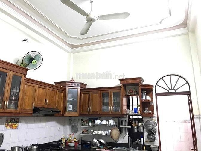 Mặt Tiền Tân Quý , Tân Phú 4x18 3 tấm 5p 4wc
