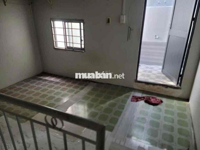 NHÀ HẺM XE TẢI 2 TẦNG MÀ GIÁ CHỈ CÓ 3.2 TỶ NHÀ NẰM SÁT  TÂN HÒA ĐÔNG