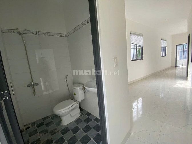Bán nhà C4 GÓC 2MT mỡi đẹp DT78m2-2PN-ÔTÔ Đậu cửa-Vĩnh Hải-NT 2ty850tr