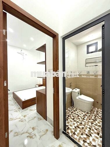 Độc quyền mua nhà tặng nội thất dọn vào ở ngay tại Bình Chánh