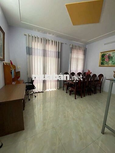 Cho thuê nhà 5×22m.  Trần Văn Mười. Giá 10 triệu.