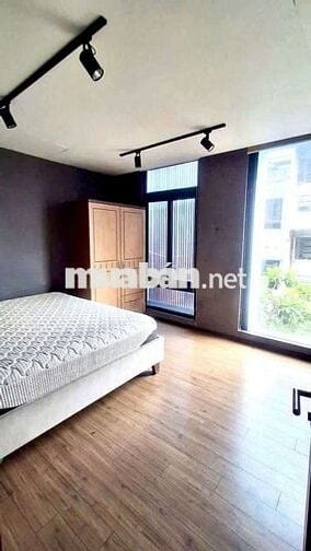 Biệt thự CMT8 11x20m cho làm home giá thuê 55 triệu/tháng