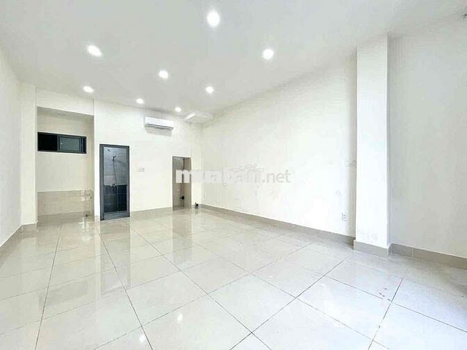 Mặt Bằng 35M2 Giá 7tr Khu Quân Đội An Ninh, Ô Tô Tận Nhà 5P Sân Bay