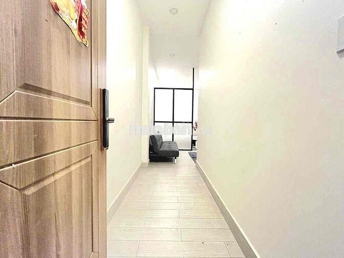Cho Thuê Studio , Ngay Học Viện Hàng Không , Sân Bay , Full NT