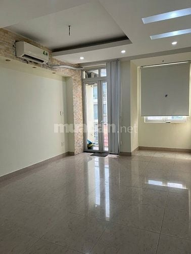 Cho thuê nhà mặt tiền Cao Đức Lân, Dt 4x20m nhà đẹp, giá 33 tr/tháng