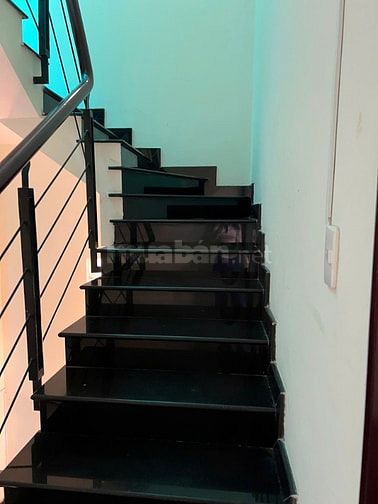 Cho thuê nhà mặt tiền Cao Đức Lân, Dt 4x20m nhà đẹp, giá 33 tr/tháng