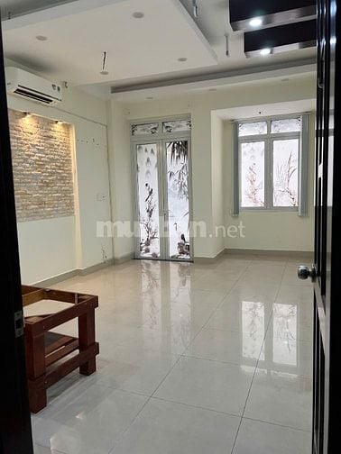Cho thuê nhà mặt tiền Cao Đức Lân, Dt 4x20m nhà đẹp, giá 33 tr/tháng