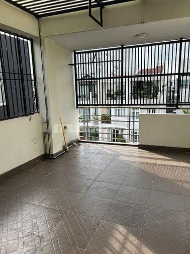 Cho thuê nhà mặt tiền Cao Đức Lân, Dt 4x20m nhà đẹp, giá 33 tr/tháng