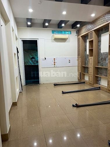 Cho thuê nhà mặt tiền Cao Đức Lân, Dt 4x20m nhà đẹp, giá 33 tr/tháng