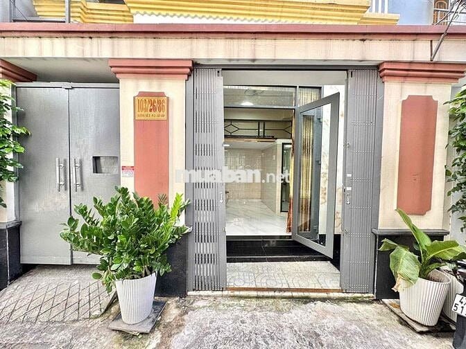 CHO THUÊ PHÒNG TẦNG TRỆT FULL NỘI THẤT NGAY NGUYỄN VĂN CÔNG